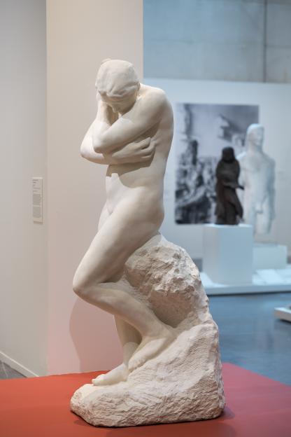 Auguste Rodin (1840-1917) Antoine Bourdelle (praticien) Ève au rocher, grande version 1893-1906 Pierre calcaire Copenhague, Ny Carlsberg Glyptotek Photo Nicolas Borel