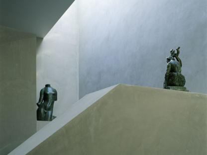 Christian de Portzamparc, Escalier donnant accès aux espaces d'exposition (vue ancienne), 1992