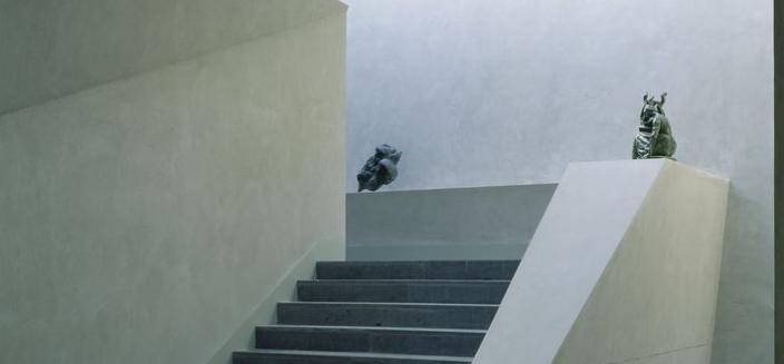 Christian de Portzamparc, Escalier donnant accès aux espaces d'exposition (vue ancienne), 1992
