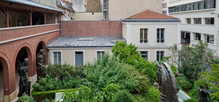 Pavillon d'entrée vu depuis la terrasse